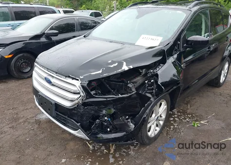 2018 Ford Escape Se z USA, uszkodzony, nr VIN 1FMCU0GD5JUD54029